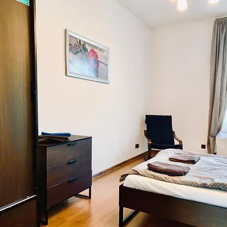 Main Square Apartman
