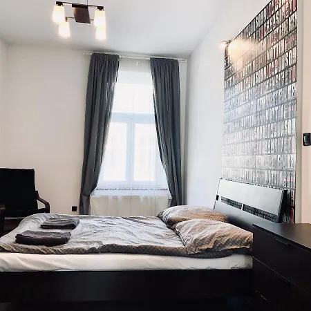 Main Square 公寓 *